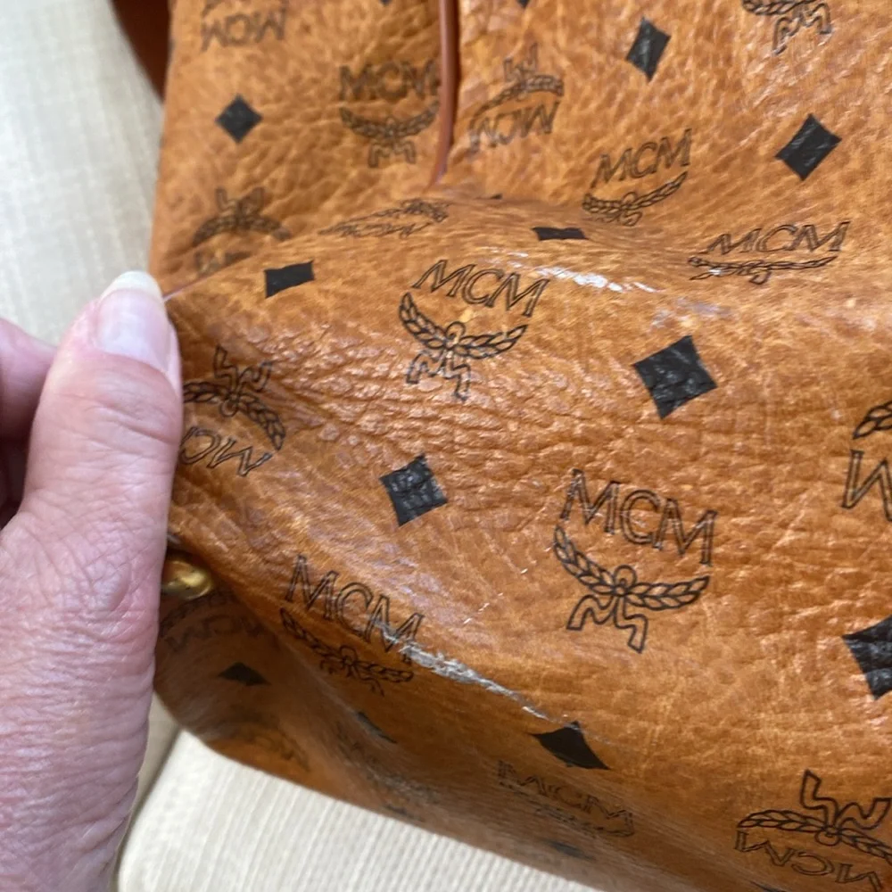 MCM Duffle Travel Bag Final offer - Picture 11 of 17